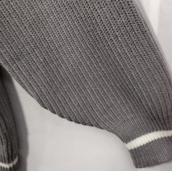 NWT Lulusory Ribbed V-Neck Sweater Women's L Gray Preppy Academia Retro 90s - Picture 3 of 9